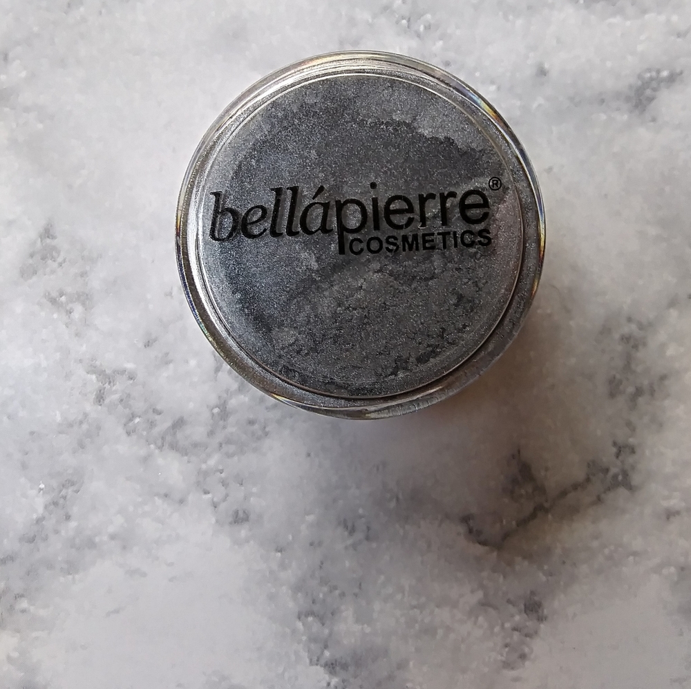 Bella Pierre Whisk eyeshadow pigment